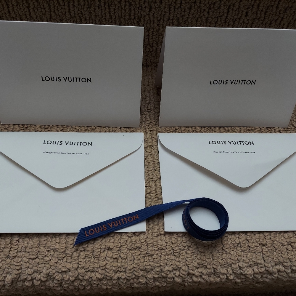 LOUIS VUITTON cards & ribbons